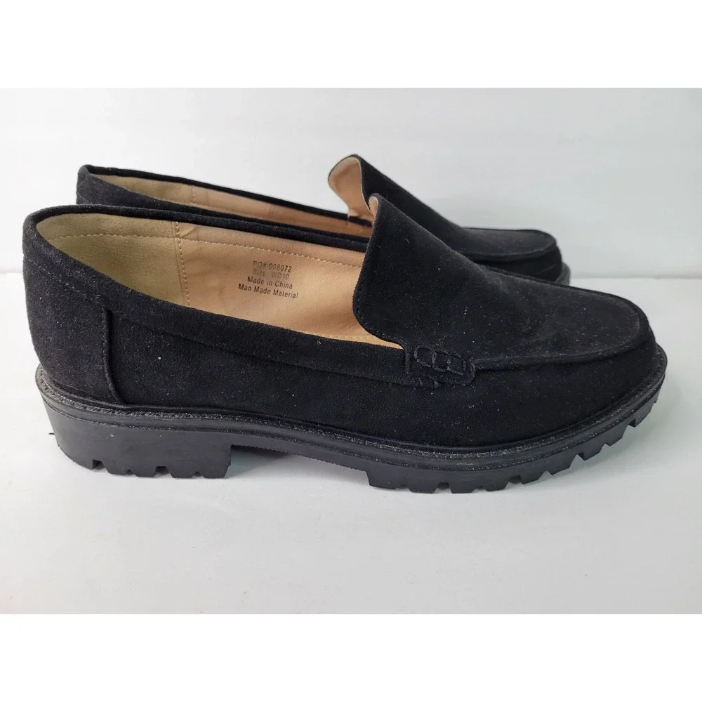 Journee Collection Womens Black Faux Suede Lug Sole Loafers Shoes Size 10